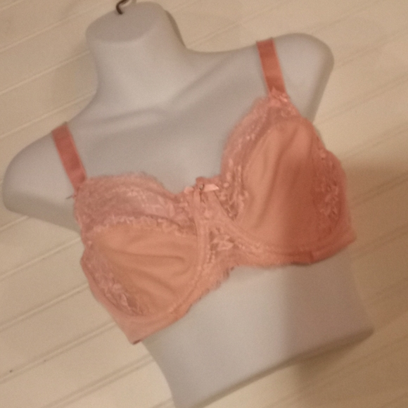 Glamorise Pink Satin & Lace Balconet Bra - Picture 10 of 15